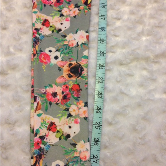 Happiest Clothes on Earth Leggings - Picture 4 of 4